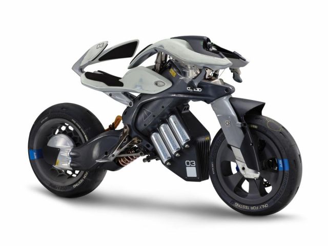 Yamaha presenterà la &quot;moto da compagnia&quot; MOTOROiD al prossimo Salone di Tokio
