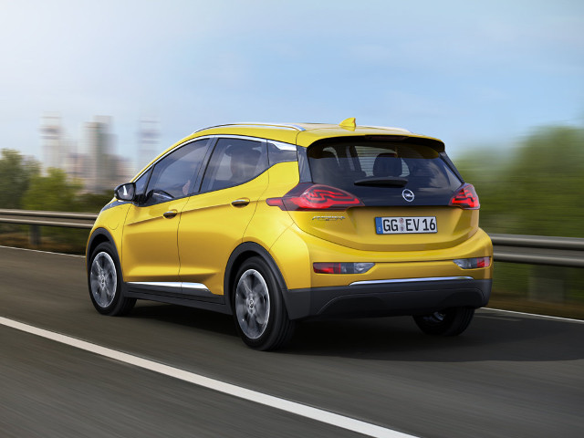 Nuova Opel Ampera-e: l'elettrica che rivoluziona le regole