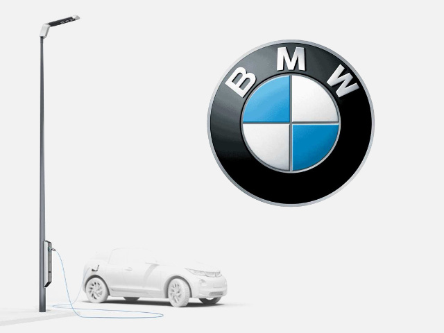 &quot;Luce e Carica&quot;, sistema BMW per la ricarica dei veicoli elettrici