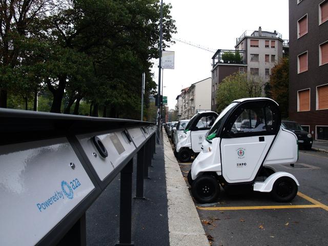 Anche i quadricicli diventano elettrici