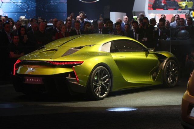 Concept DS E-Tense al Salone di Ginevra 2016, stop