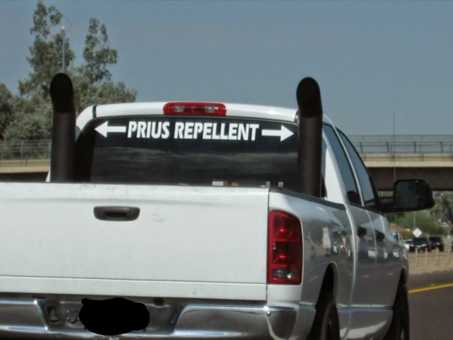 Rollin Coal, repellente Prius...